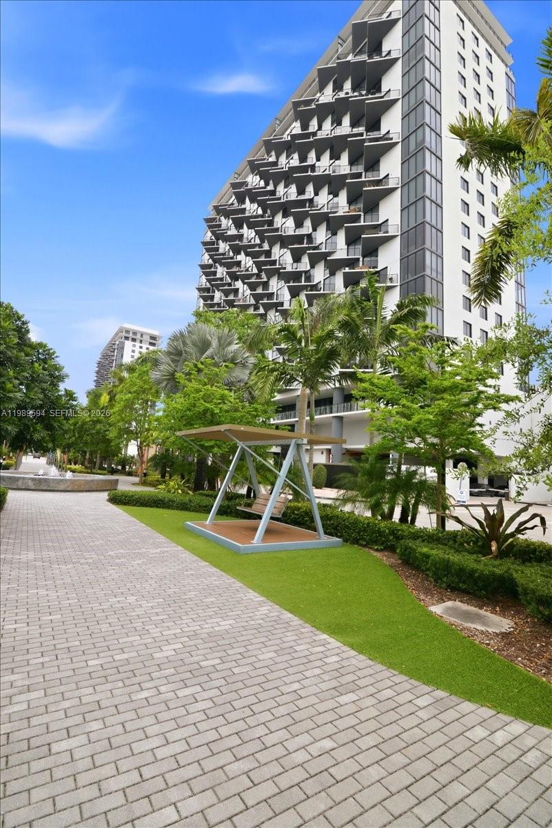 5300 Paseo Blvd #1803, Doral FL 33166