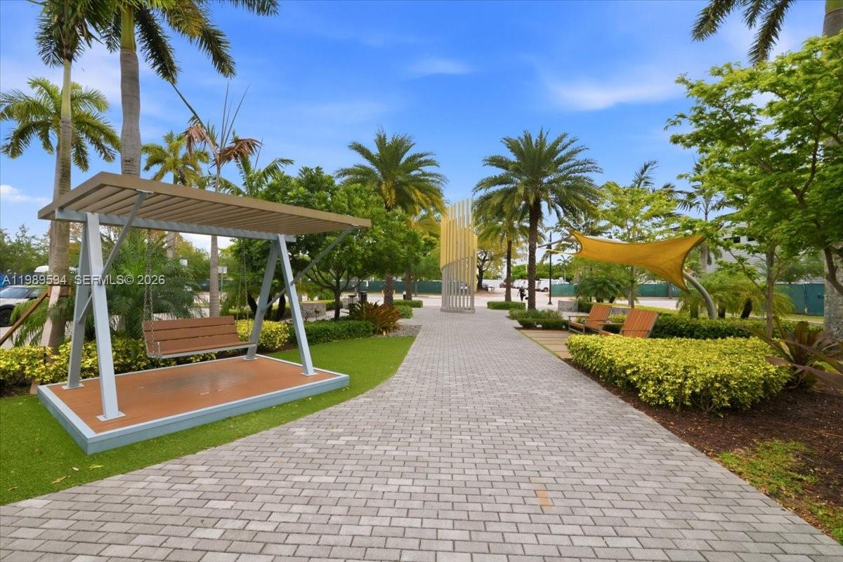 5300 Paseo Blvd #1803, Doral FL 33166