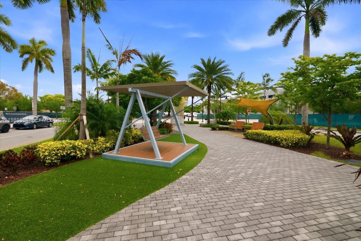 5300 Paseo Blvd #1803, Doral FL 33166