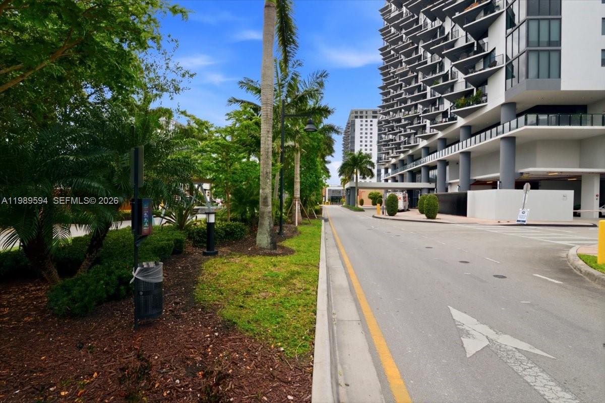 5300 Paseo Blvd #1803, Doral FL 33166