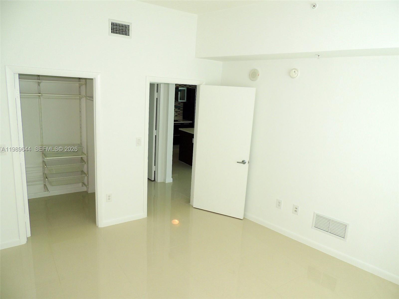 1900 N Bayshore Dr #4117, Miami FL 33132