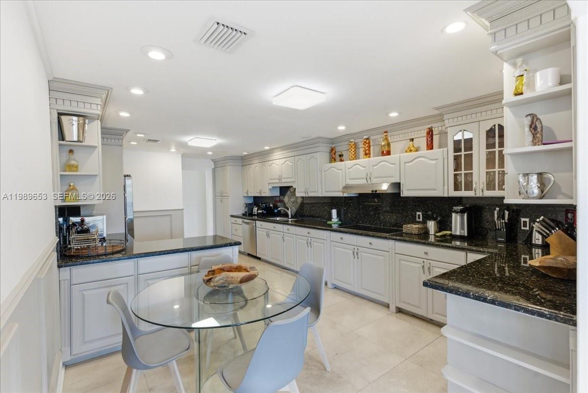 1249 Biscaya Dr, Surfside FL 33154