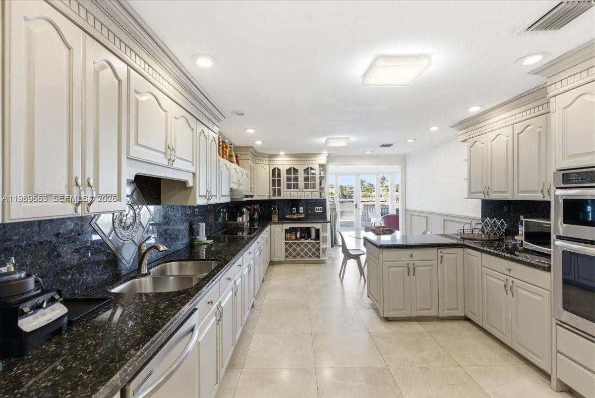 1249 Biscaya Dr, Surfside FL 33154