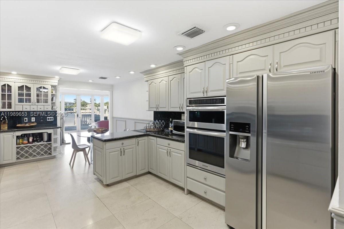 1249 Biscaya Dr, Surfside FL 33154