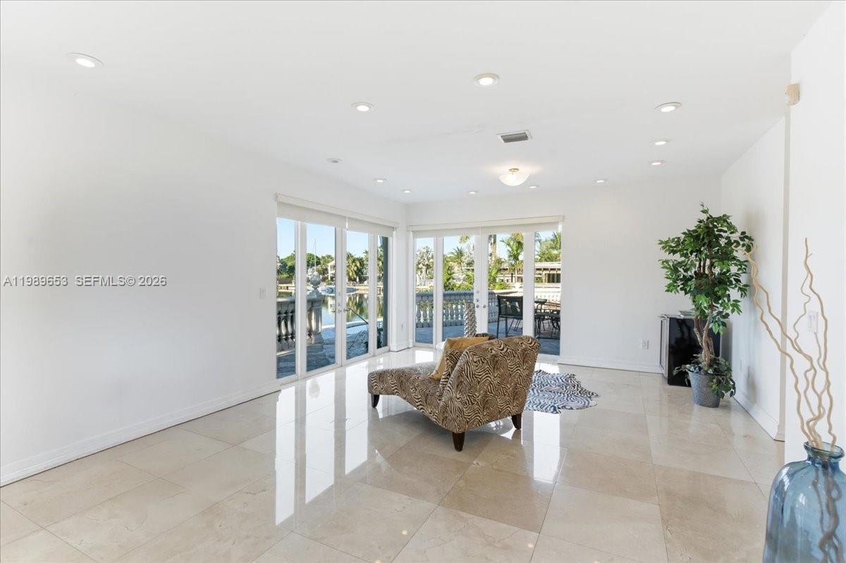 1249 Biscaya Dr, Surfside FL 33154