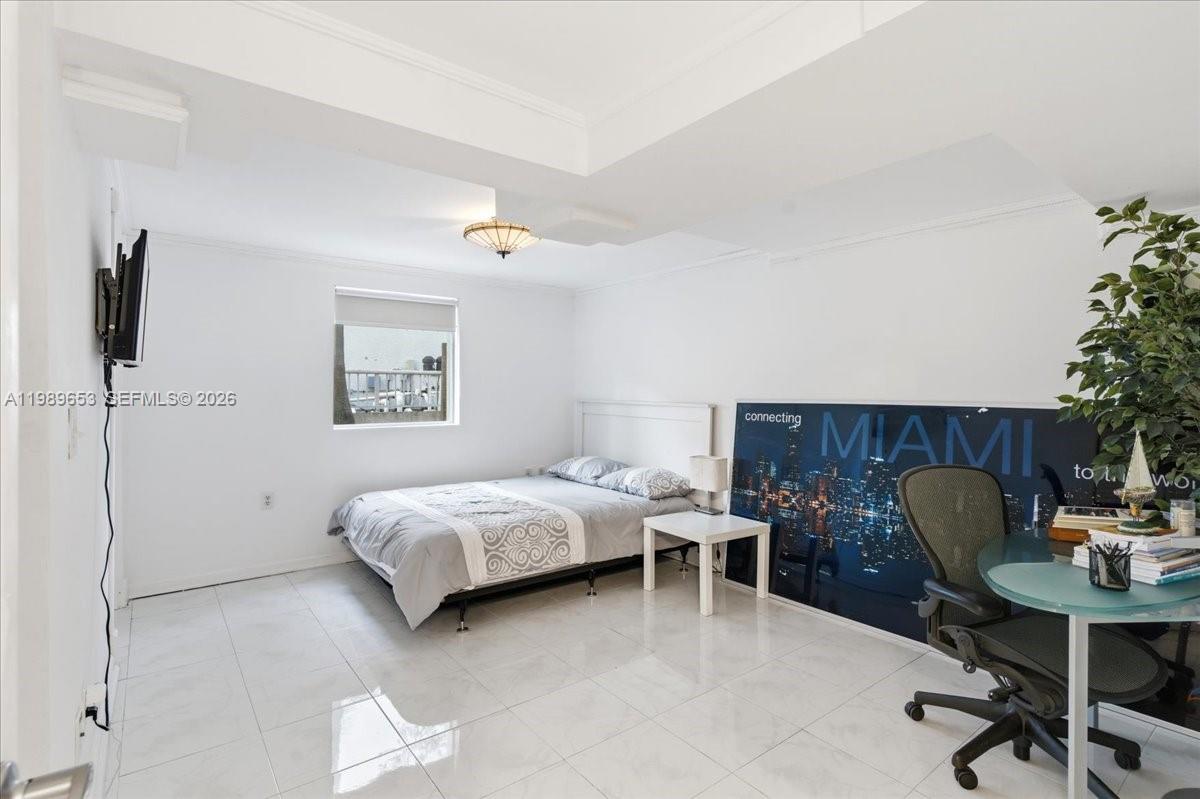 1249 Biscaya Dr, Surfside FL 33154