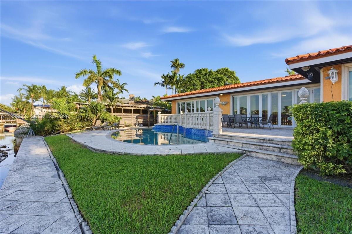 1249 Biscaya Dr, Surfside FL 33154