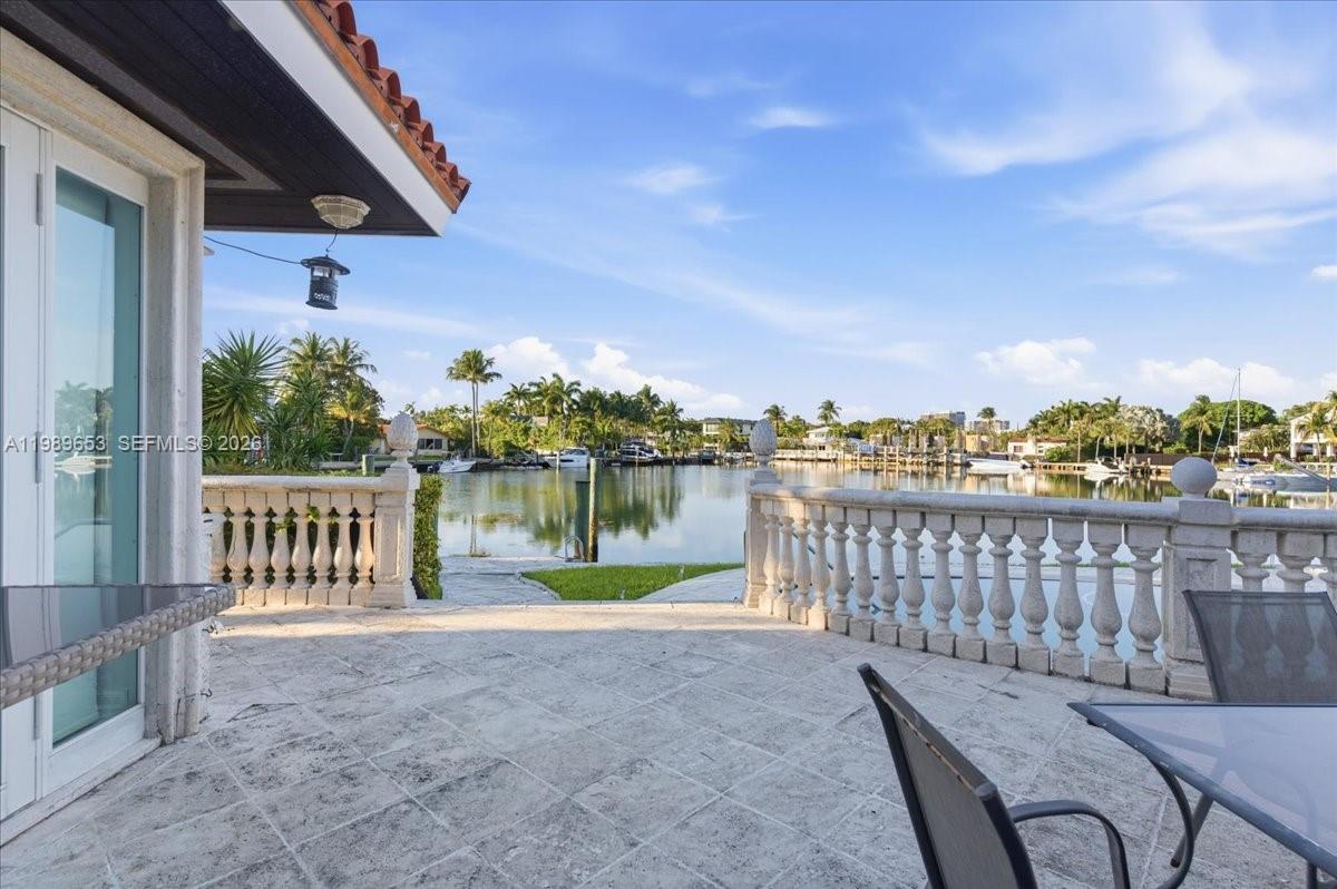 1249 Biscaya Dr, Surfside FL 33154