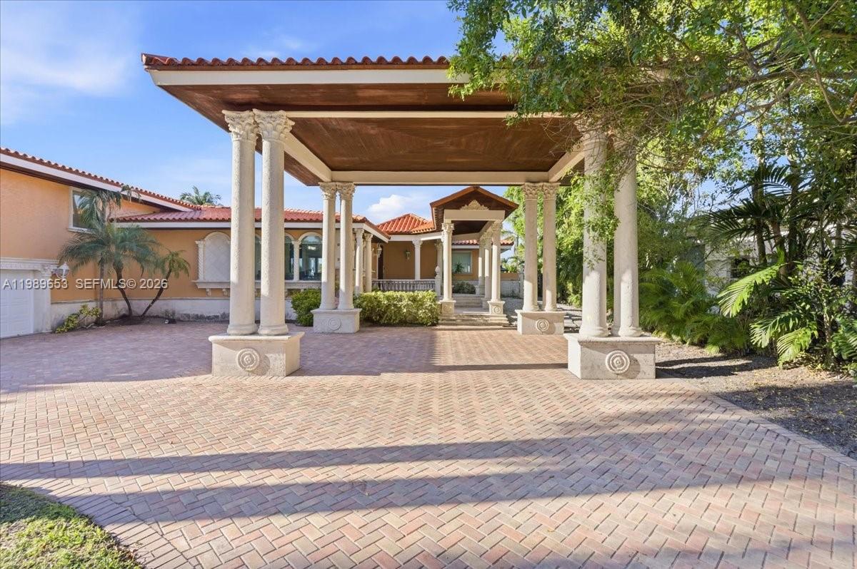 1249 Biscaya Dr, Surfside FL 33154