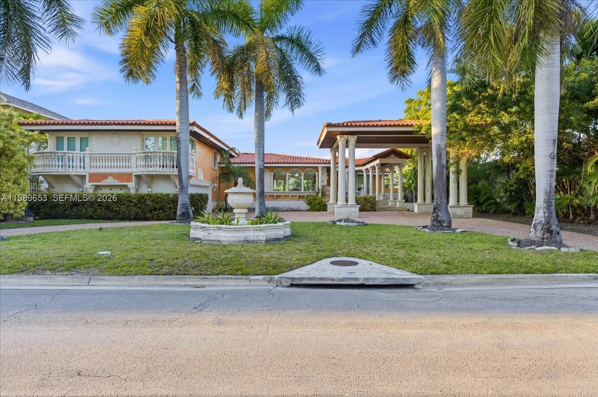 1249 Biscaya Dr, Surfside FL 33154