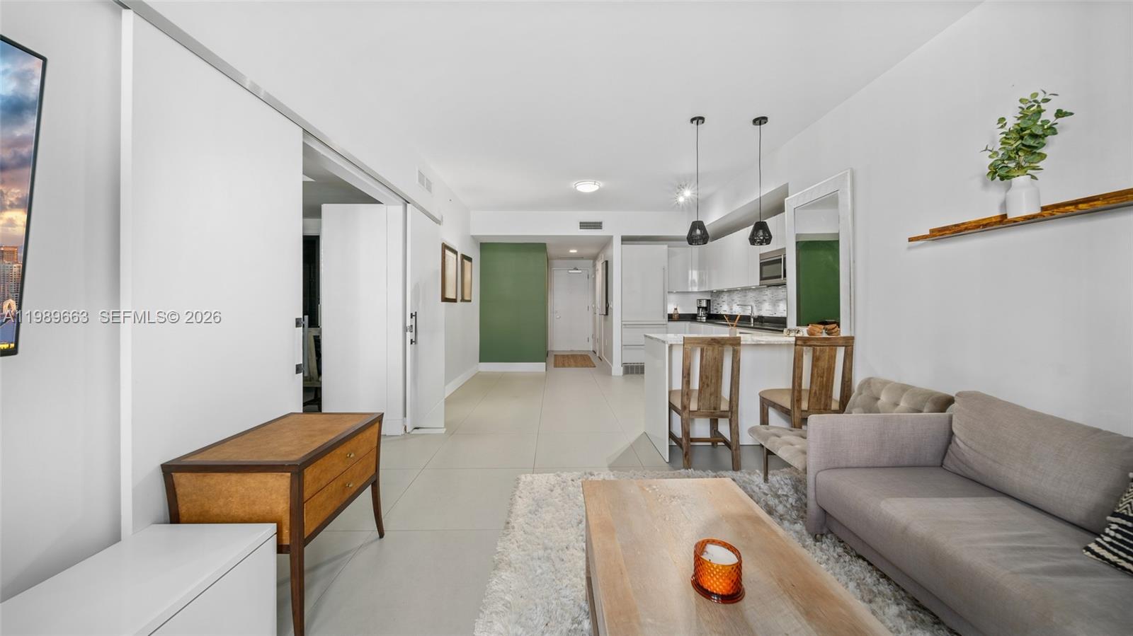 1010 Brickell Ave #2008, Miami FL 33131