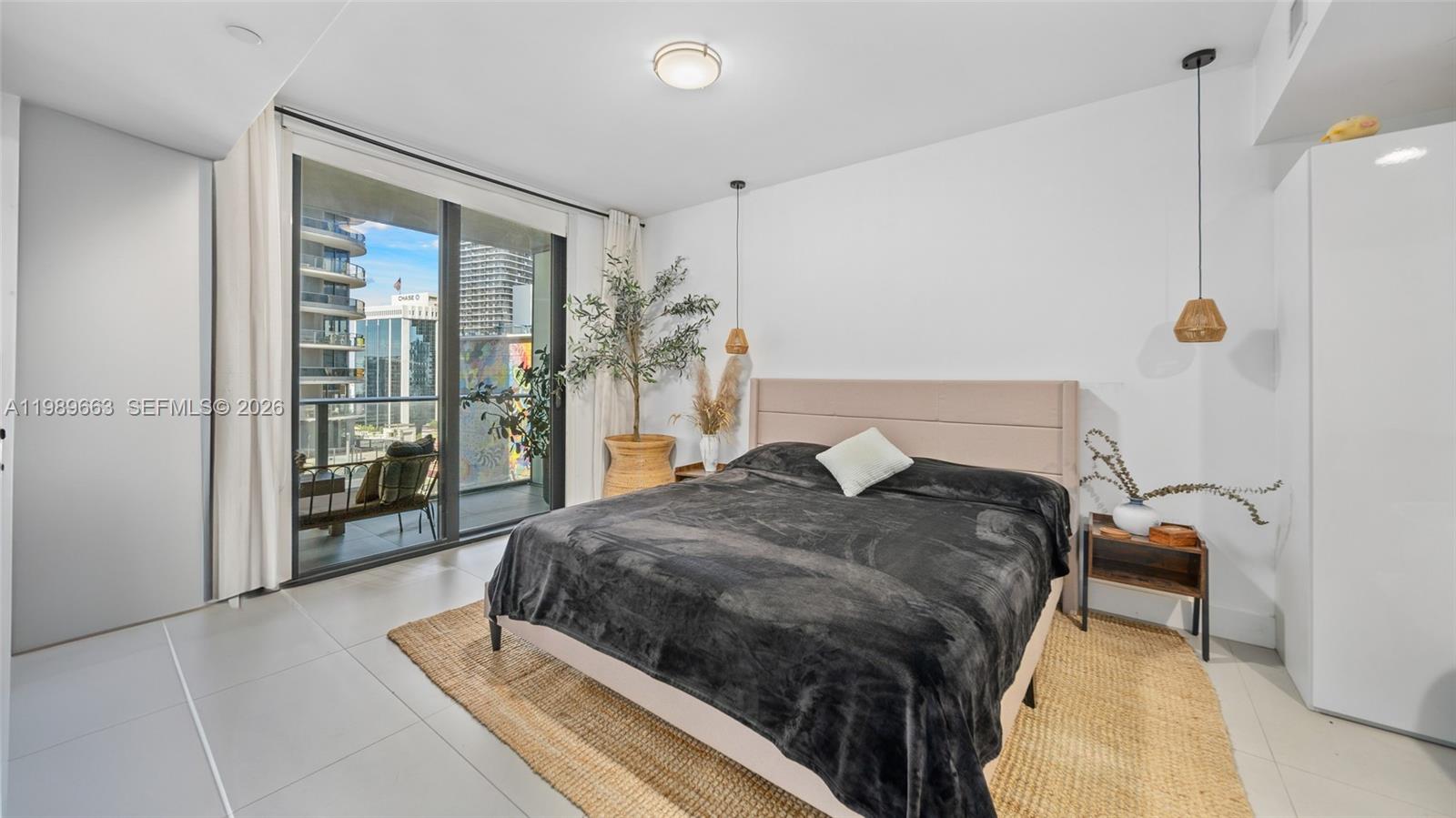 1010 Brickell Ave #2008, Miami FL 33131