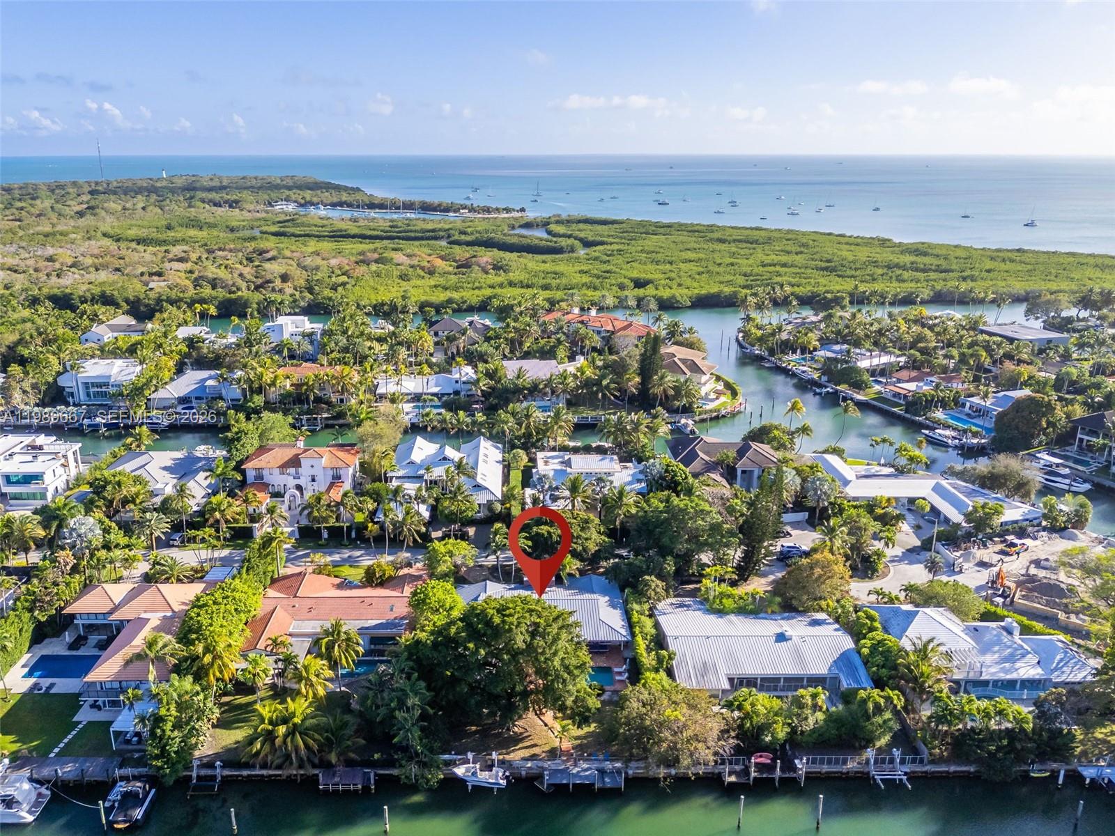 221 Knollwood Dr, Key Biscayne FL 33149