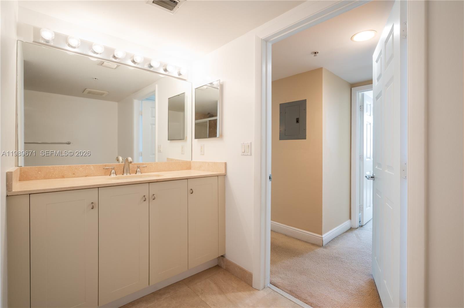 3232 SW Coral Way #1504, Miami FL 33145