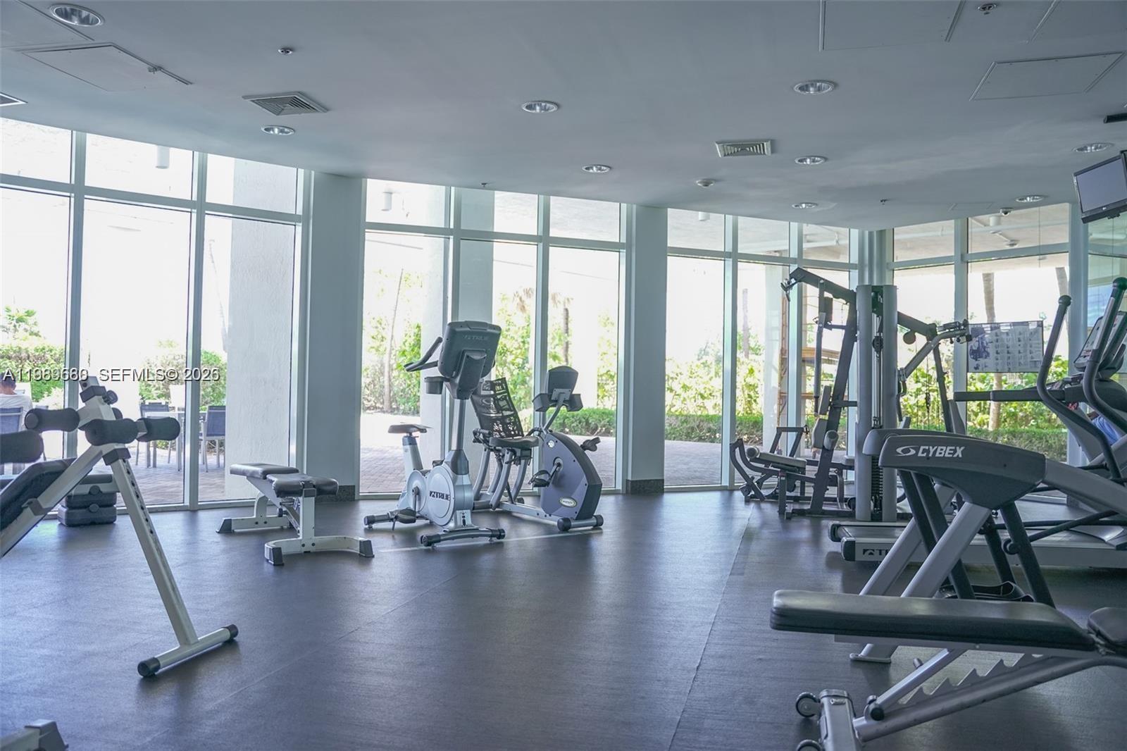 6515 Collins Ave #1709, Miami Beach FL 33141