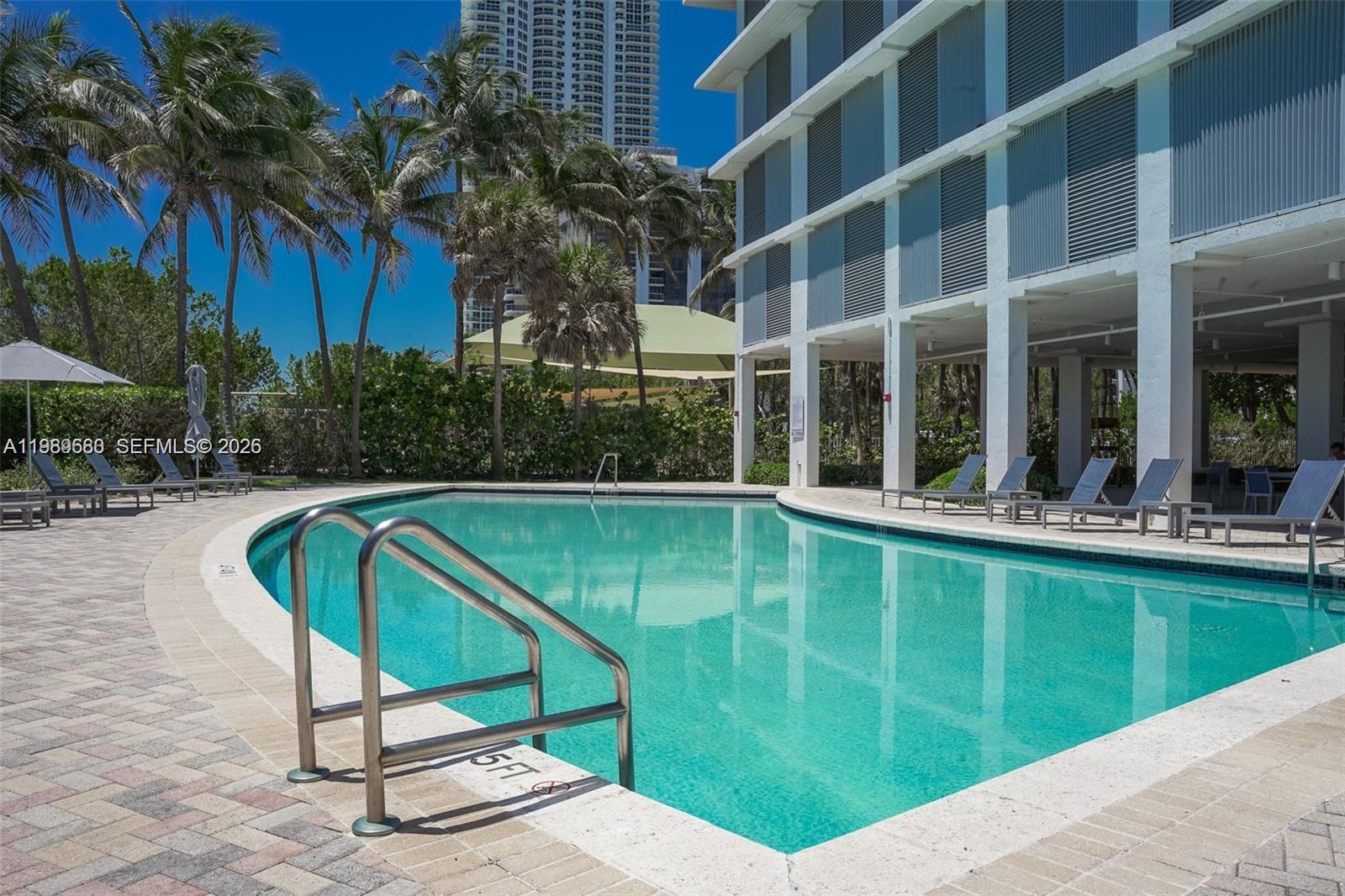 6515 Collins Ave #1709, Miami Beach FL 33141