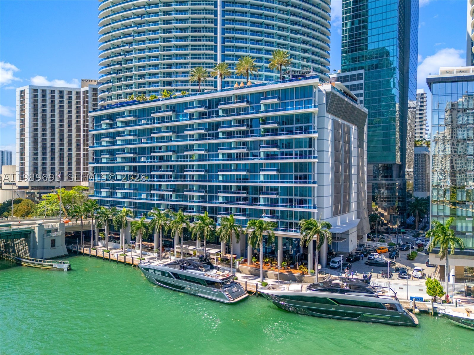 200 Biscayne Boulevard Way #3707, Miami FL 33131