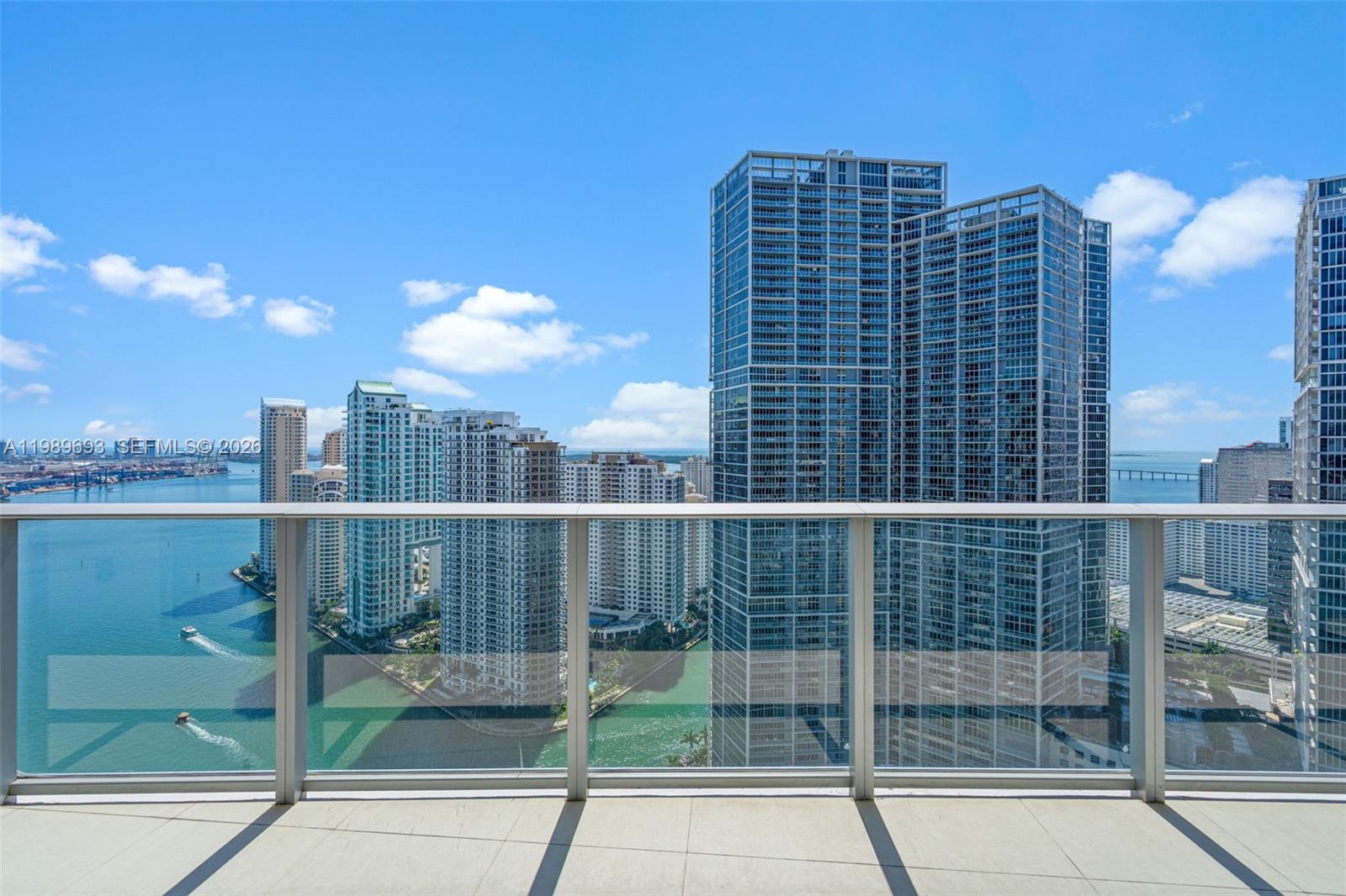200 Biscayne Boulevard Way #3707, Miami FL 33131