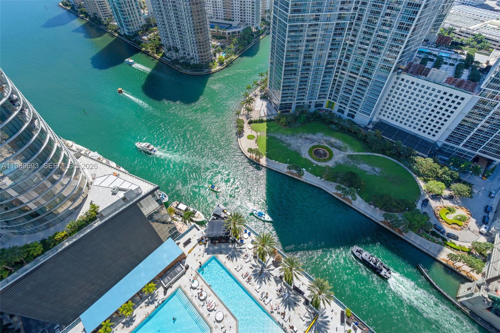 200 Biscayne Boulevard Way #3707, Miami FL 33131