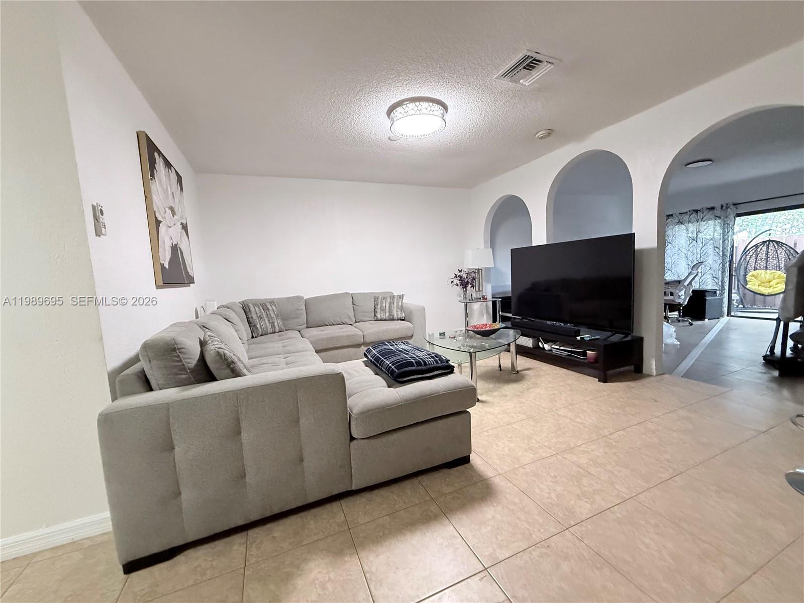 2381 SW 70th Ave #49, Davie FL 33317