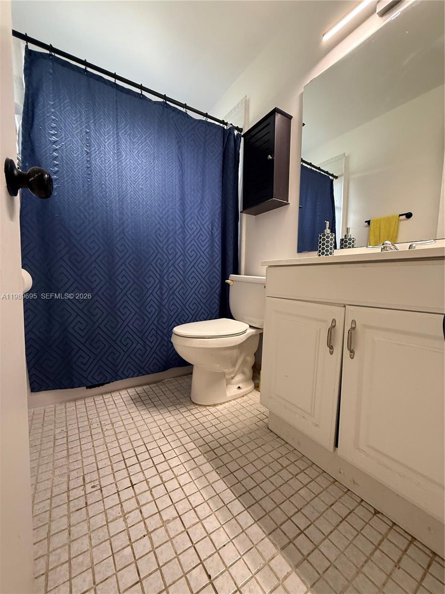 2381 SW 70th Ave #49, Davie FL 33317