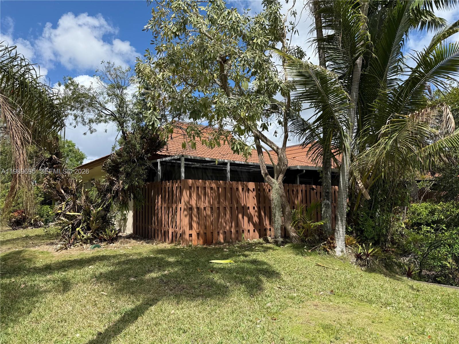 2381 SW 70th Ave #49, Davie FL 33317