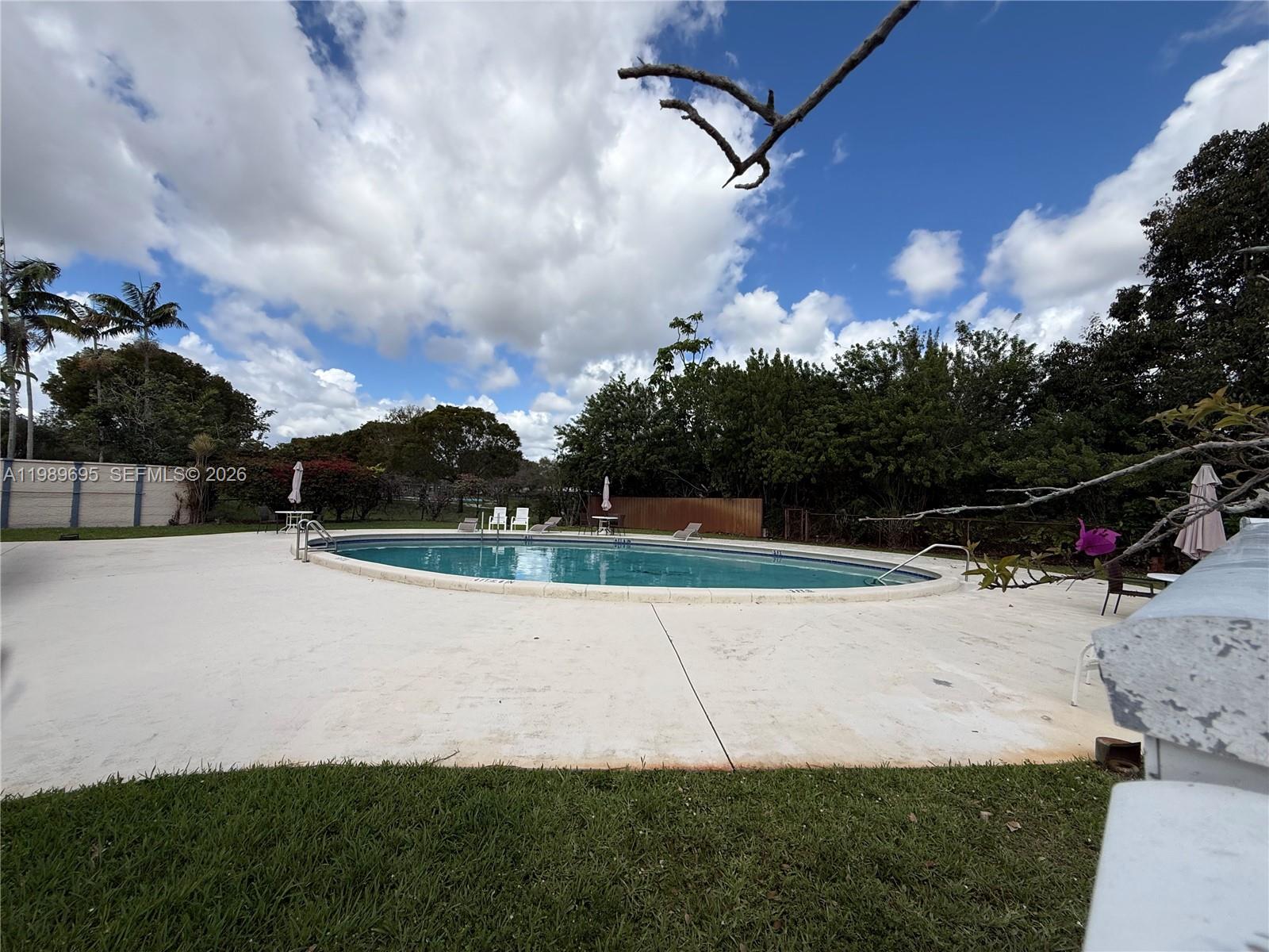 2381 SW 70th Ave #49, Davie FL 33317