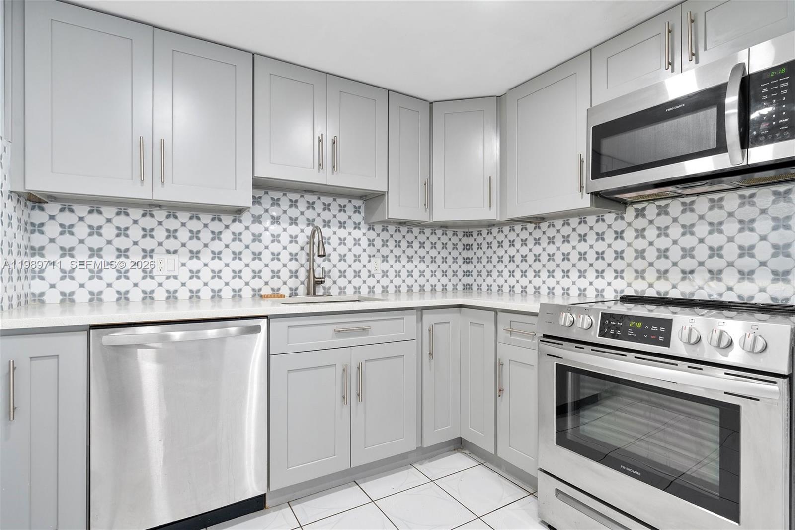 2500 NE 135th St Unit#B206, North Miami FL 33181