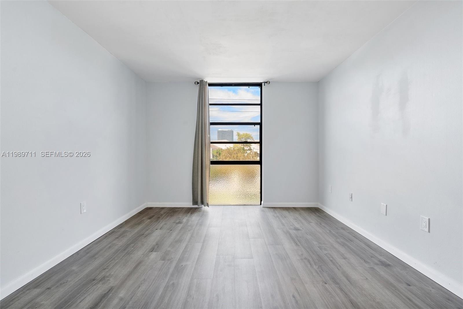 2500 NE 135th St Unit#B206, North Miami FL 33181
