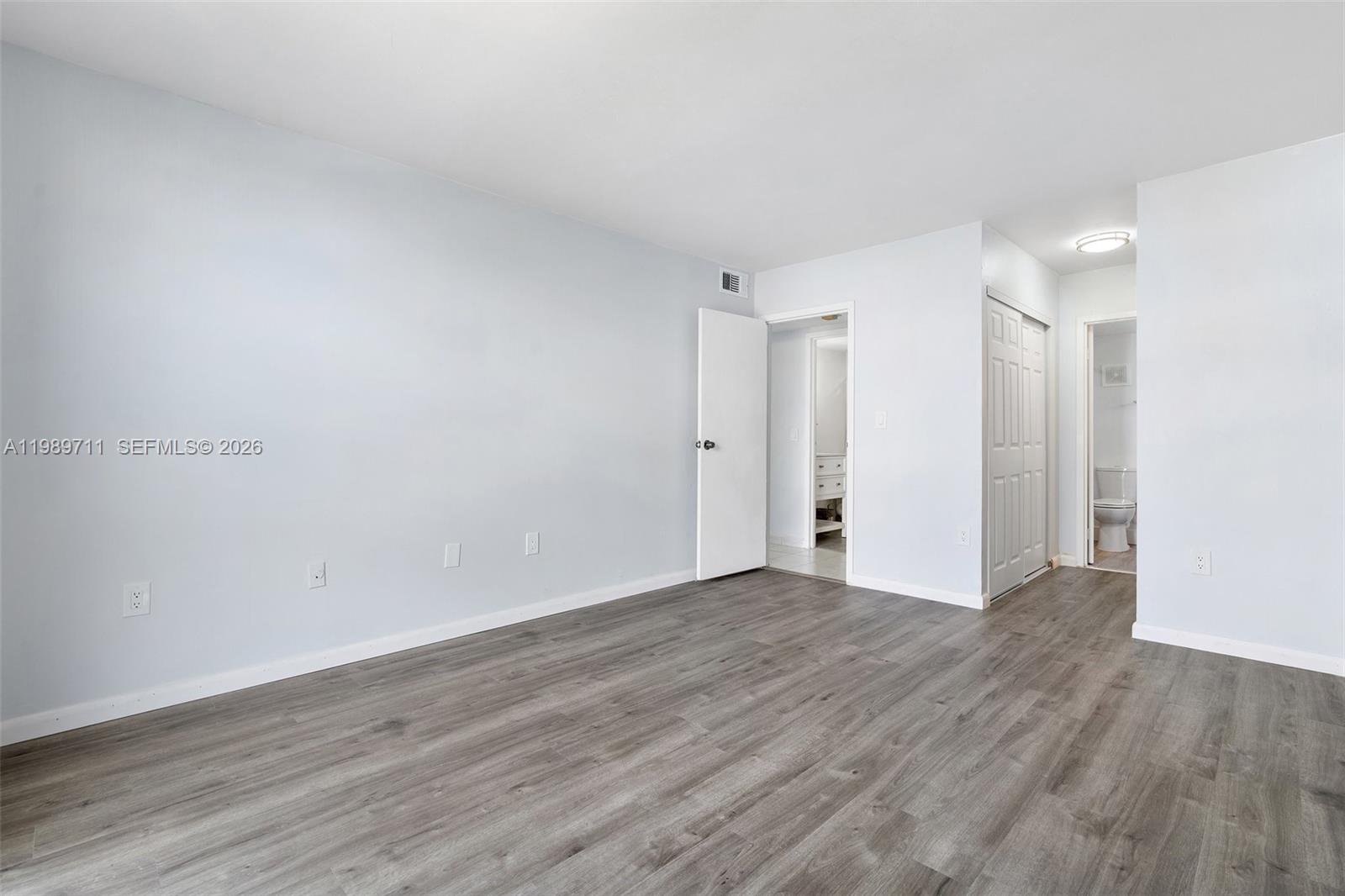 2500 NE 135th St Unit#B206, North Miami FL 33181