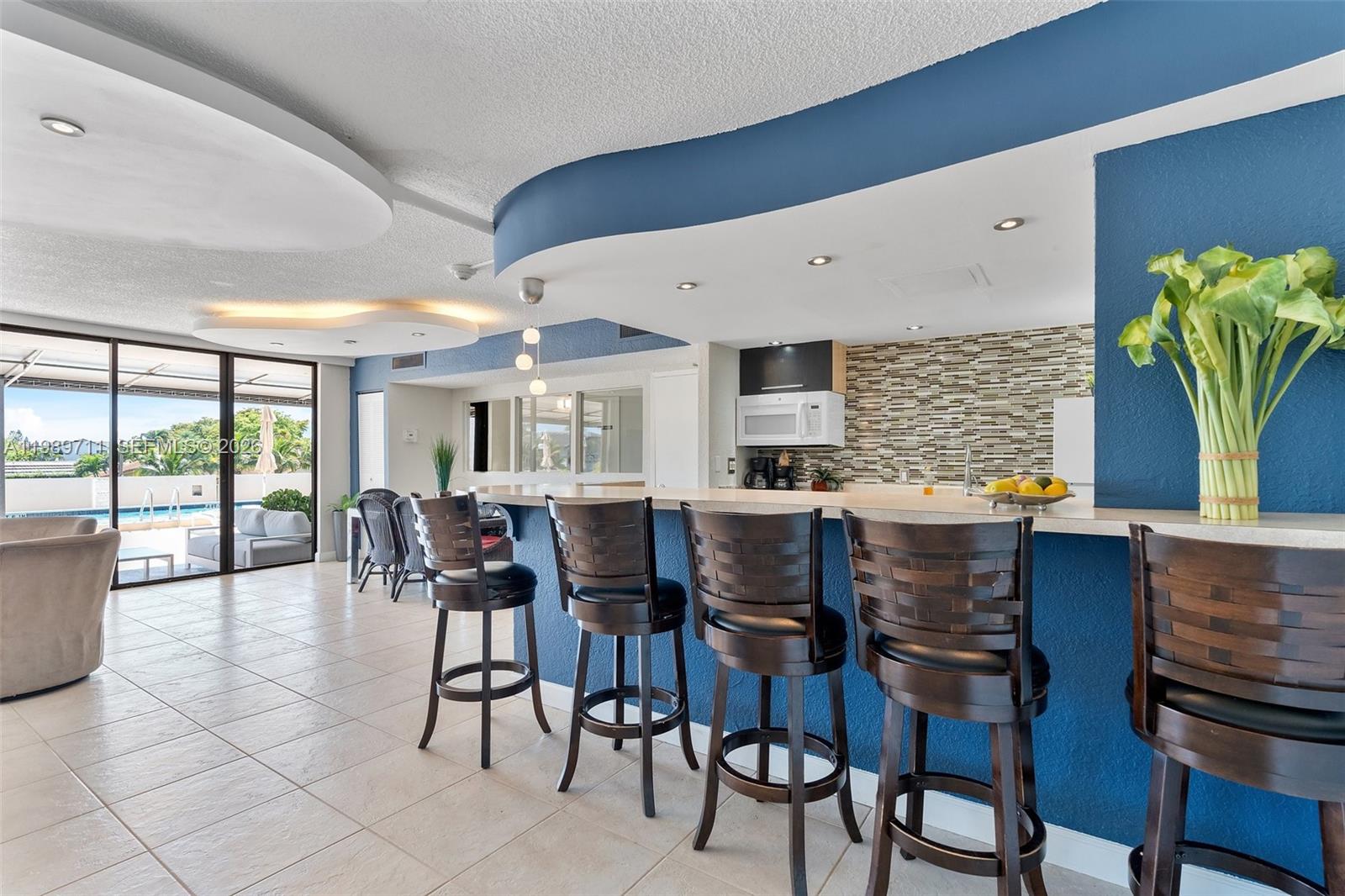 2500 NE 135th St Unit#B206, North Miami FL 33181