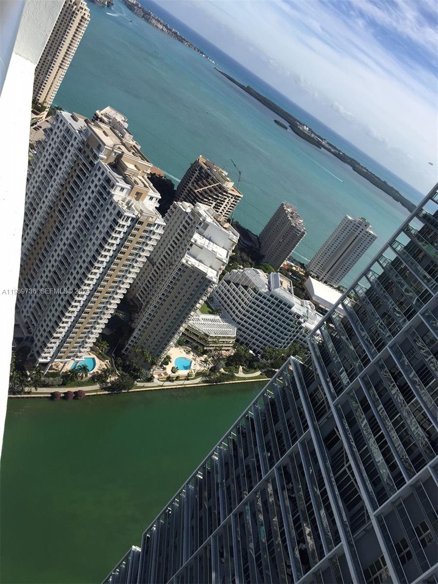 475 Brickell Ave #5111, Miami FL 33131