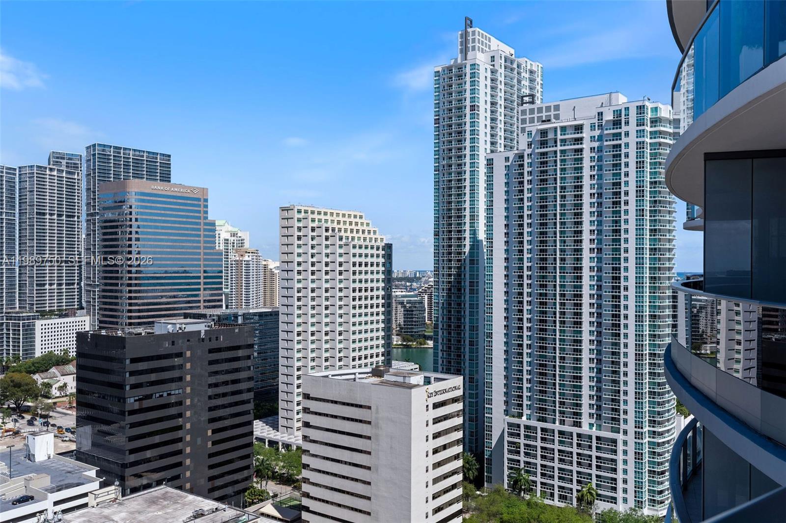 1000 Brickell Plz #2812, Miami FL 33131