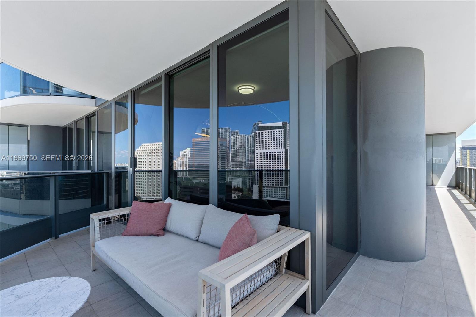1000 Brickell Plz #2812, Miami FL 33131