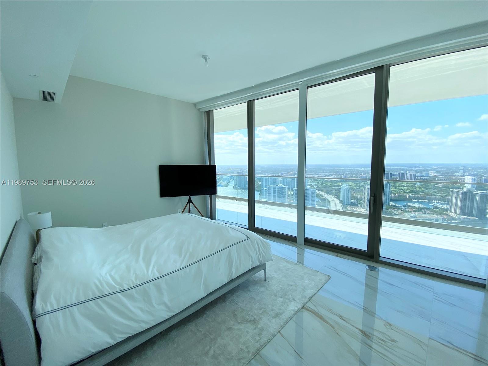 18975 Collins Ave #5105, Sunny Isles Beach FL 33160