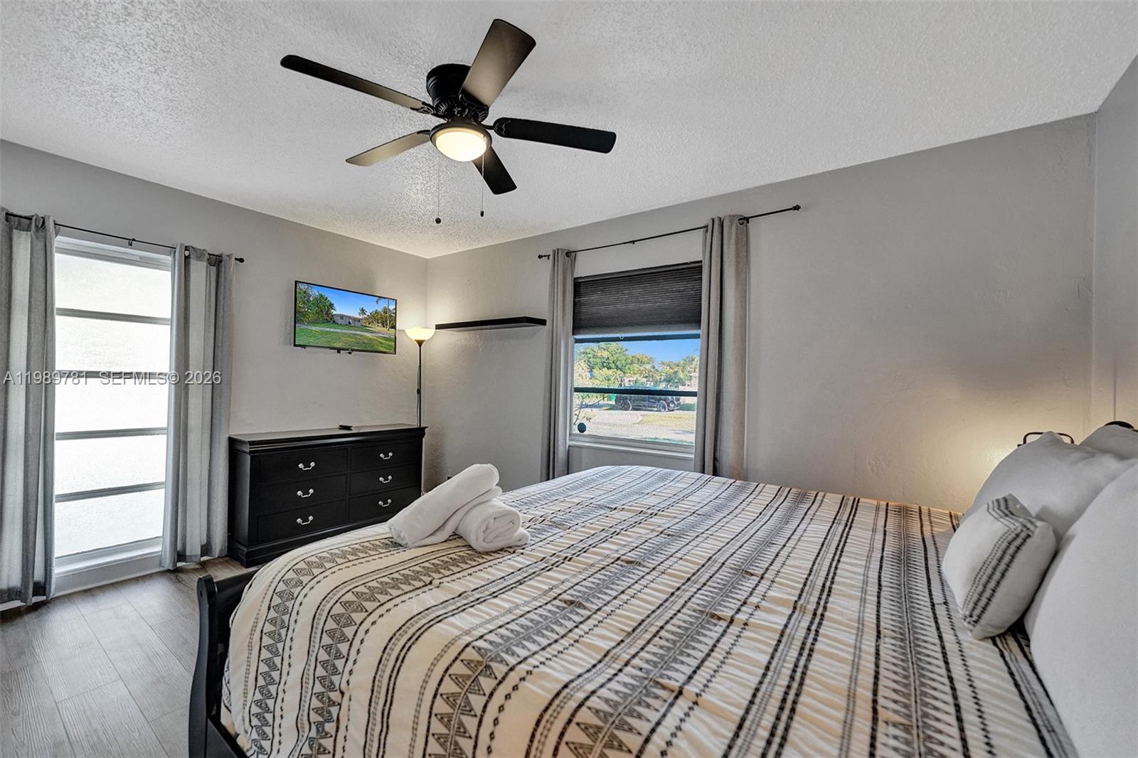529 NW 8th St, Dania Beach FL 33004
