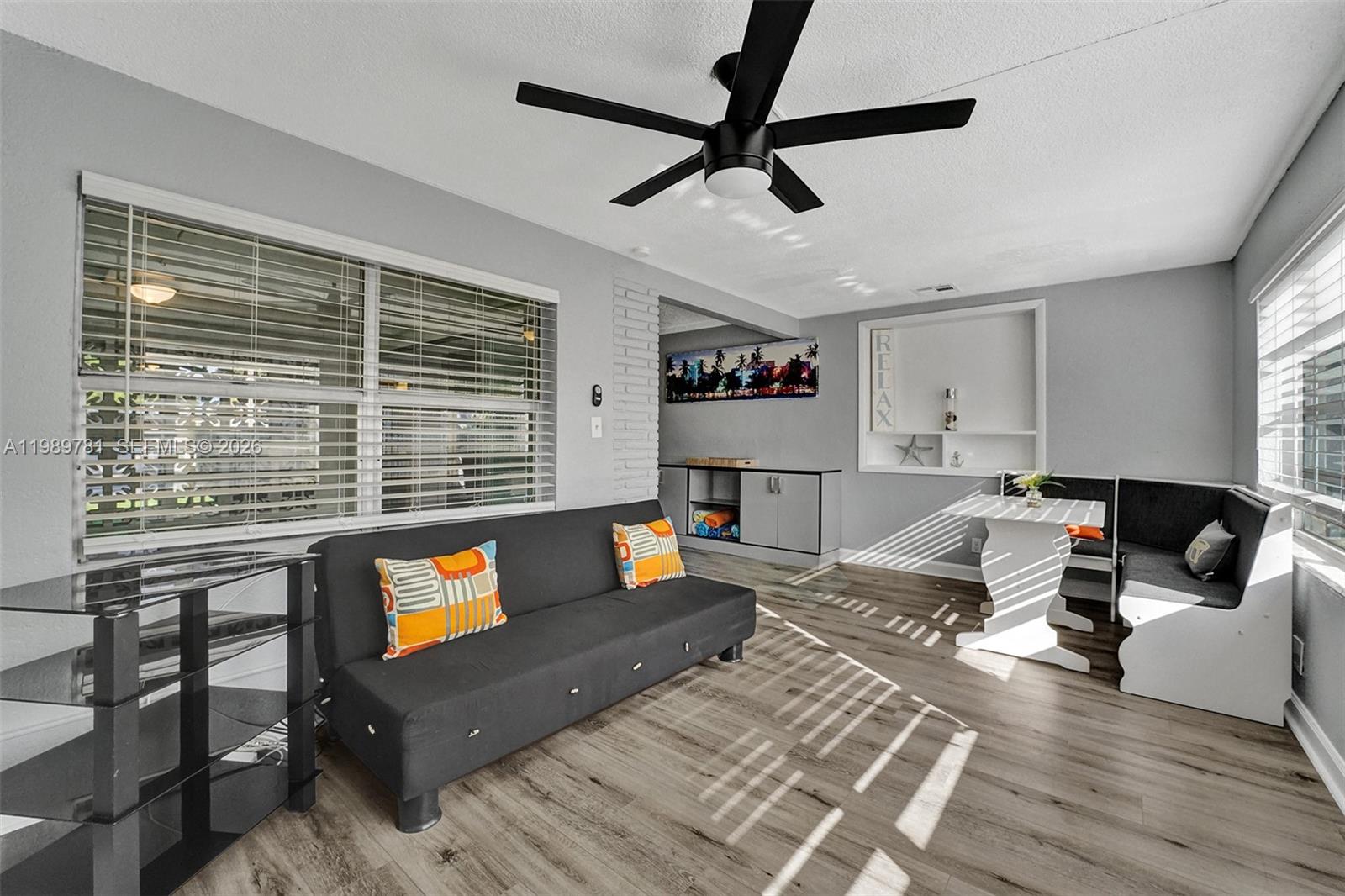 529 NW 8th St, Dania Beach FL 33004