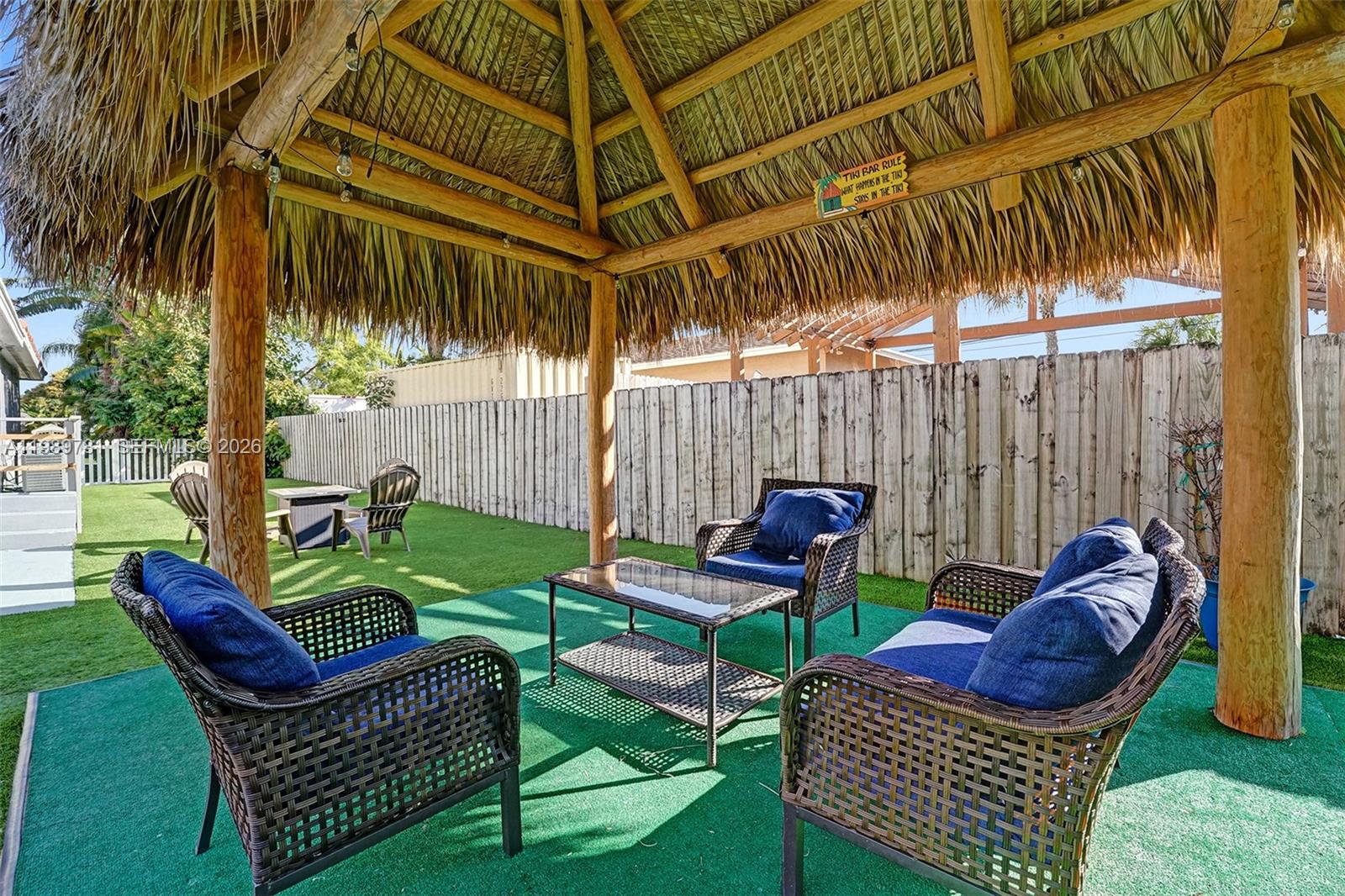 529 NW 8th St, Dania Beach FL 33004