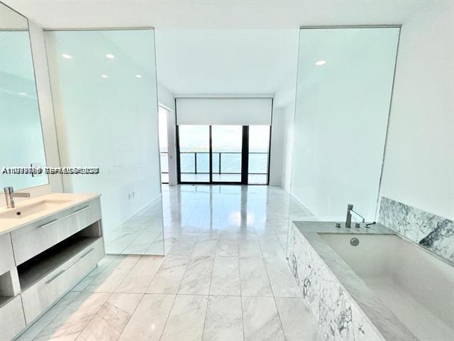 480 NE 31st St #902, Miami FL 33137