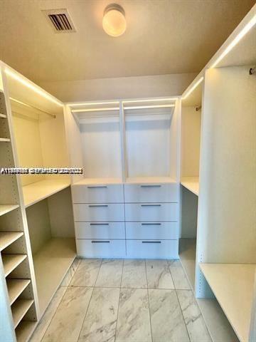 480 NE 31st St #902, Miami FL 33137