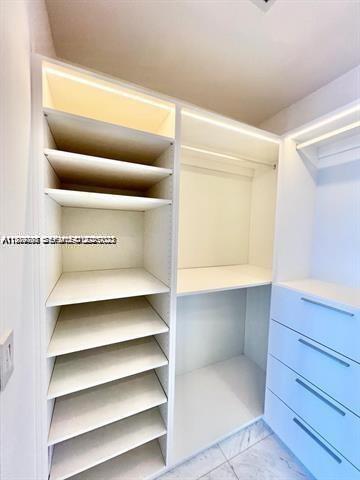 480 NE 31st St #902, Miami FL 33137