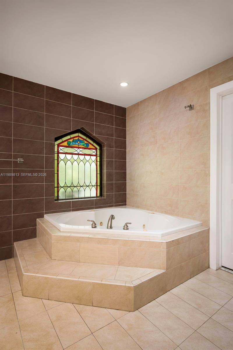4206 Alhambra Cir, Coral Gables FL 33146