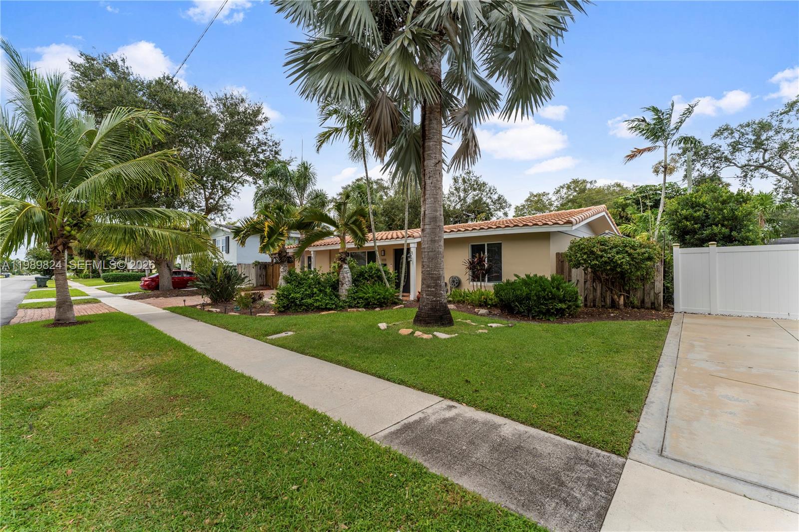 1111 SW 5th St, Boca Raton FL 33486