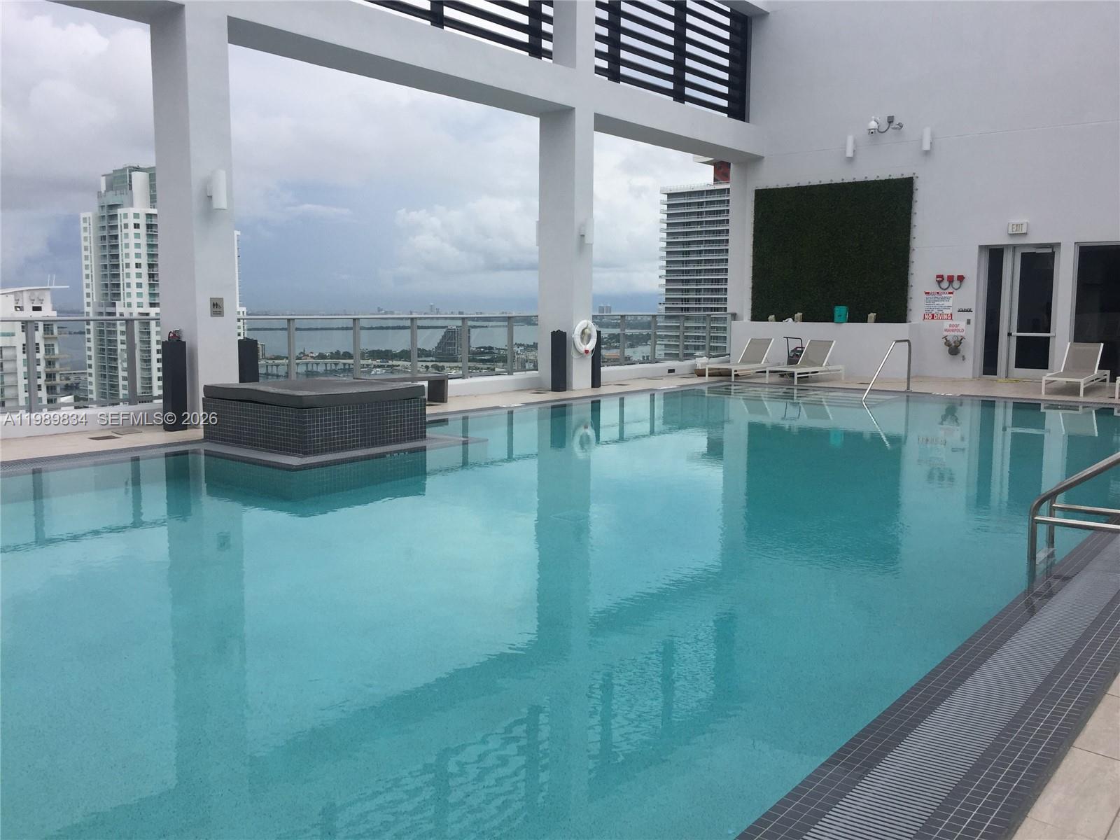 151 SE 1st  St #3304, Miami FL 33131