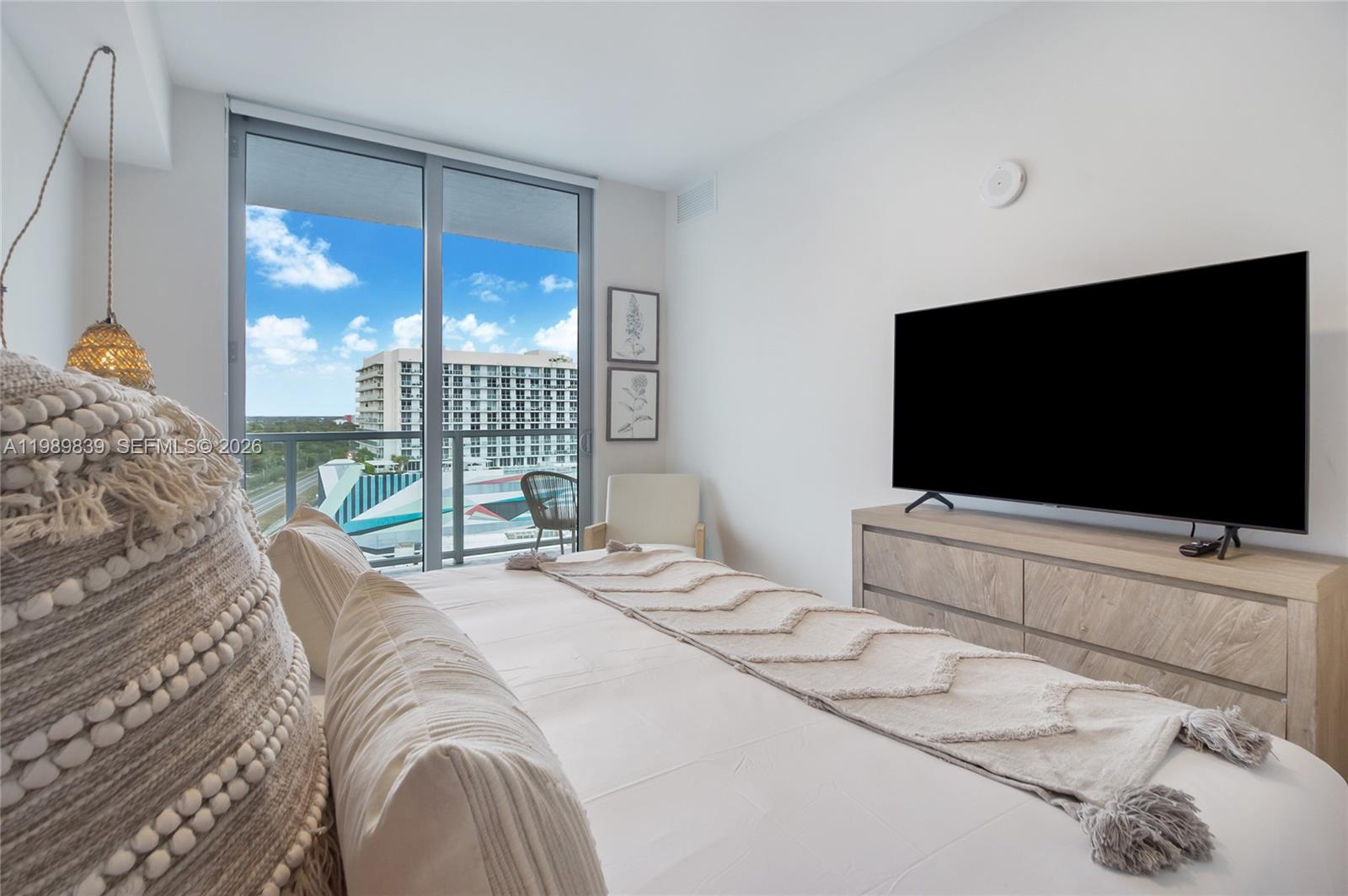 3900 Biscayne Blvd #N-911, Miami FL 33137