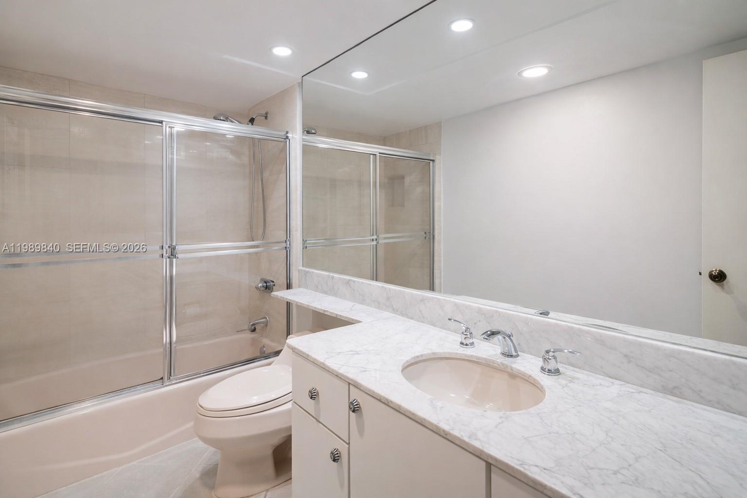 1121 Crandon Blvd #F206, Key Biscayne FL 33149