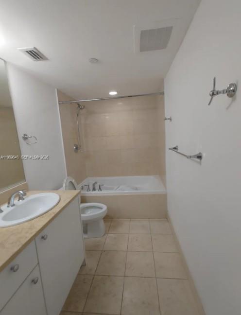 20000 E Country Club Dr #201, Aventura FL 33180