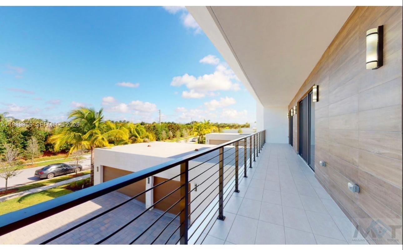 16580 Sunset Way #16580, Weston FL 33326