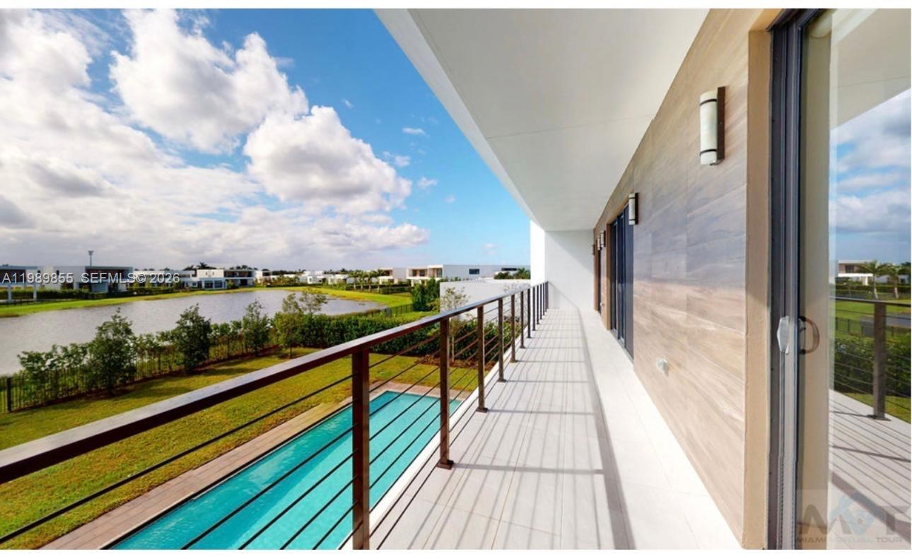 16580 Sunset Way #16580, Weston FL 33326