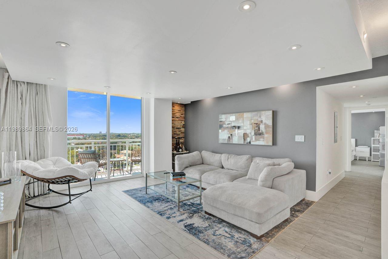 3000 Coral Way #1114, Miami FL 33145